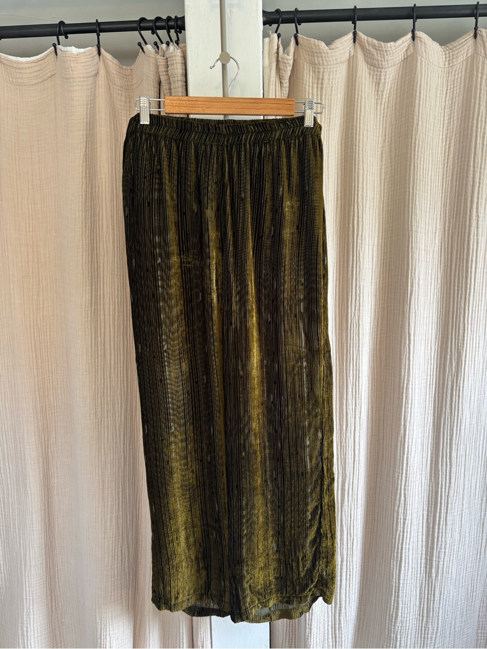 Grizas Silk Velour Ribbed Pants- Large